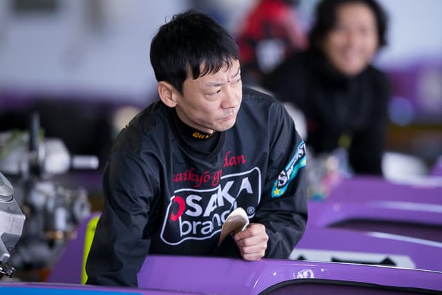 ボートレーサー競艇選手湯川浩司